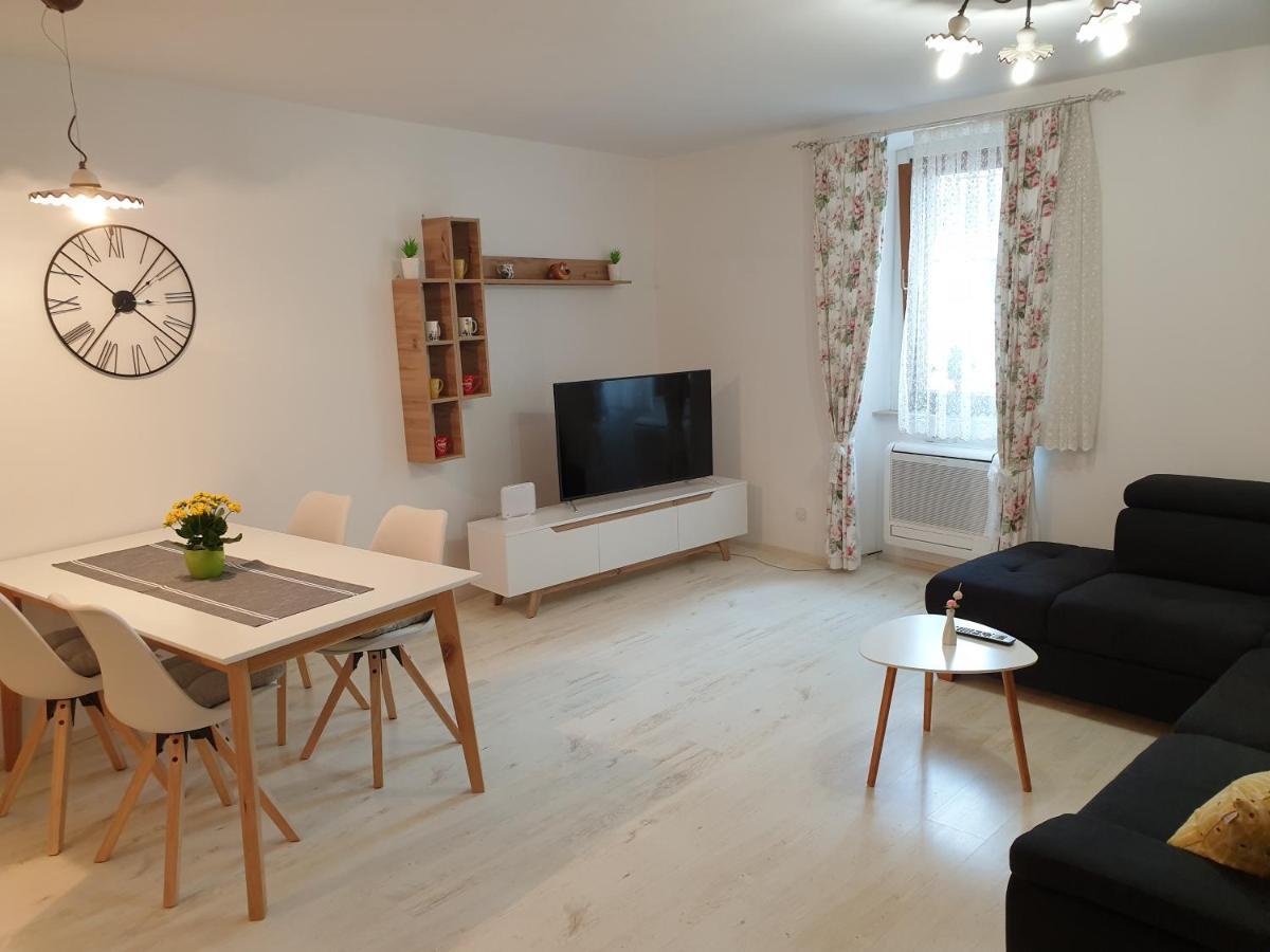 Apartment Old Town Умаг Экстерьер фото
